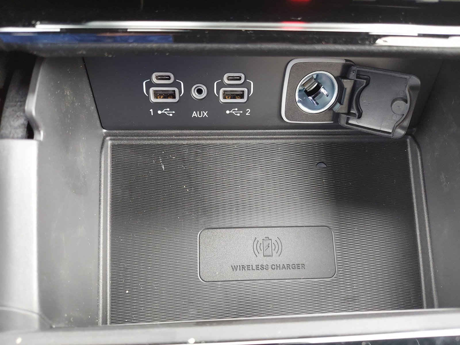 New 2026 Baltic Gray Metallic Clearcoat Jeep Laredo X image 20