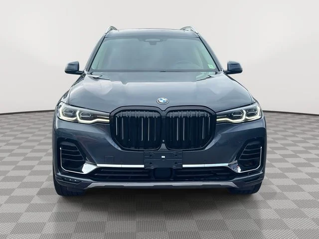 Used 2019 Gray BMW xDrive50i image 2