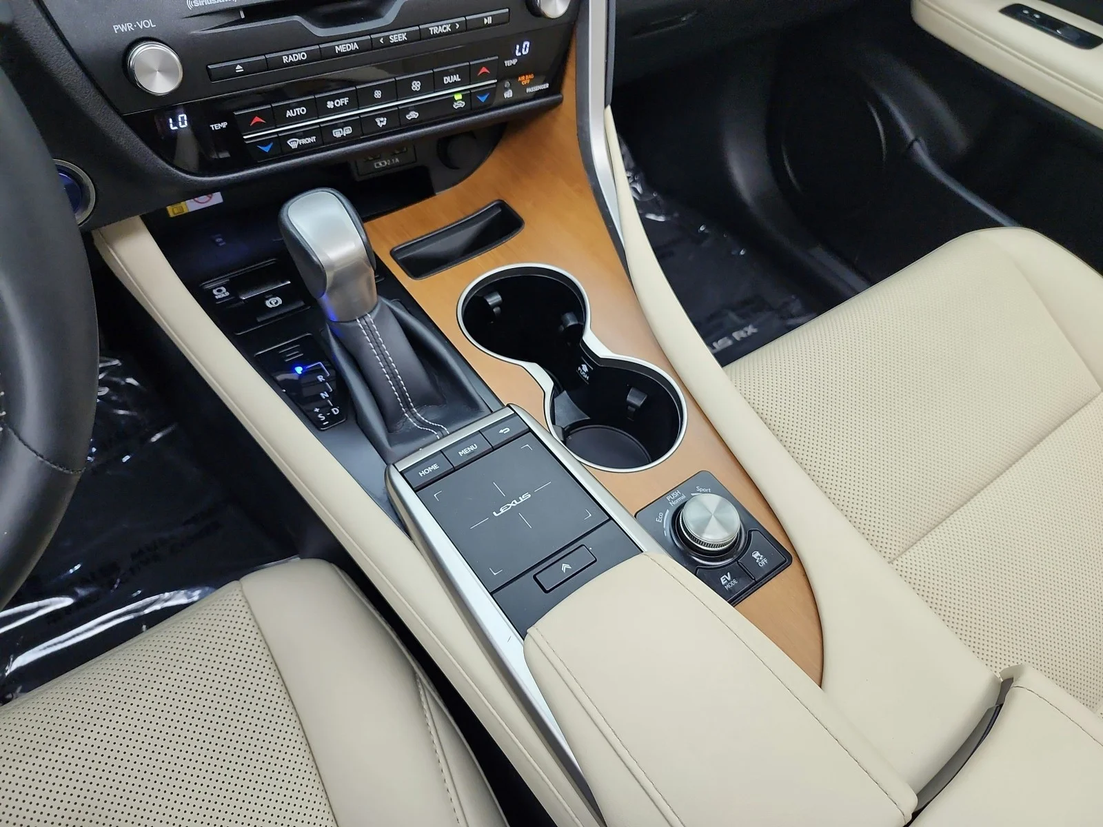 Used 2022 Caviar Lexus RX 450h AWD image 13