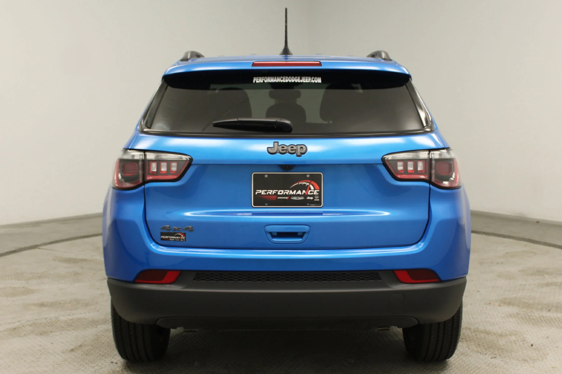 2025 Jeep Compass Latitude - Photo 25