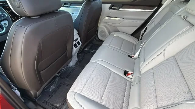 2027 GMC Terrain Denali - Photo 24
