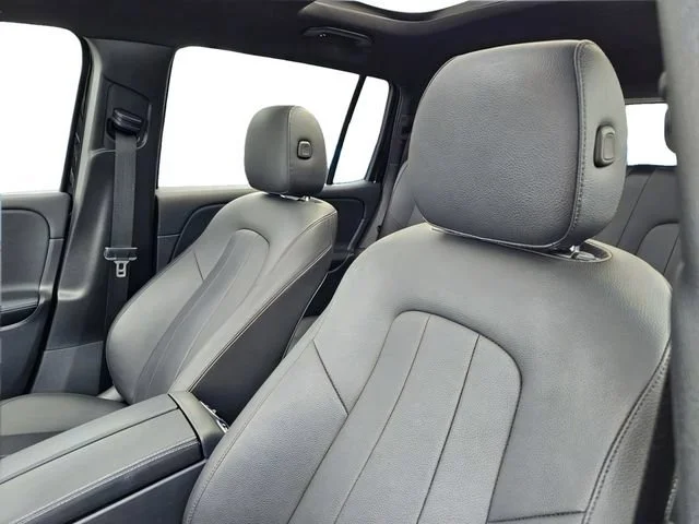 Used 2024 Black Mercedes-Benz GLB 250 image 18