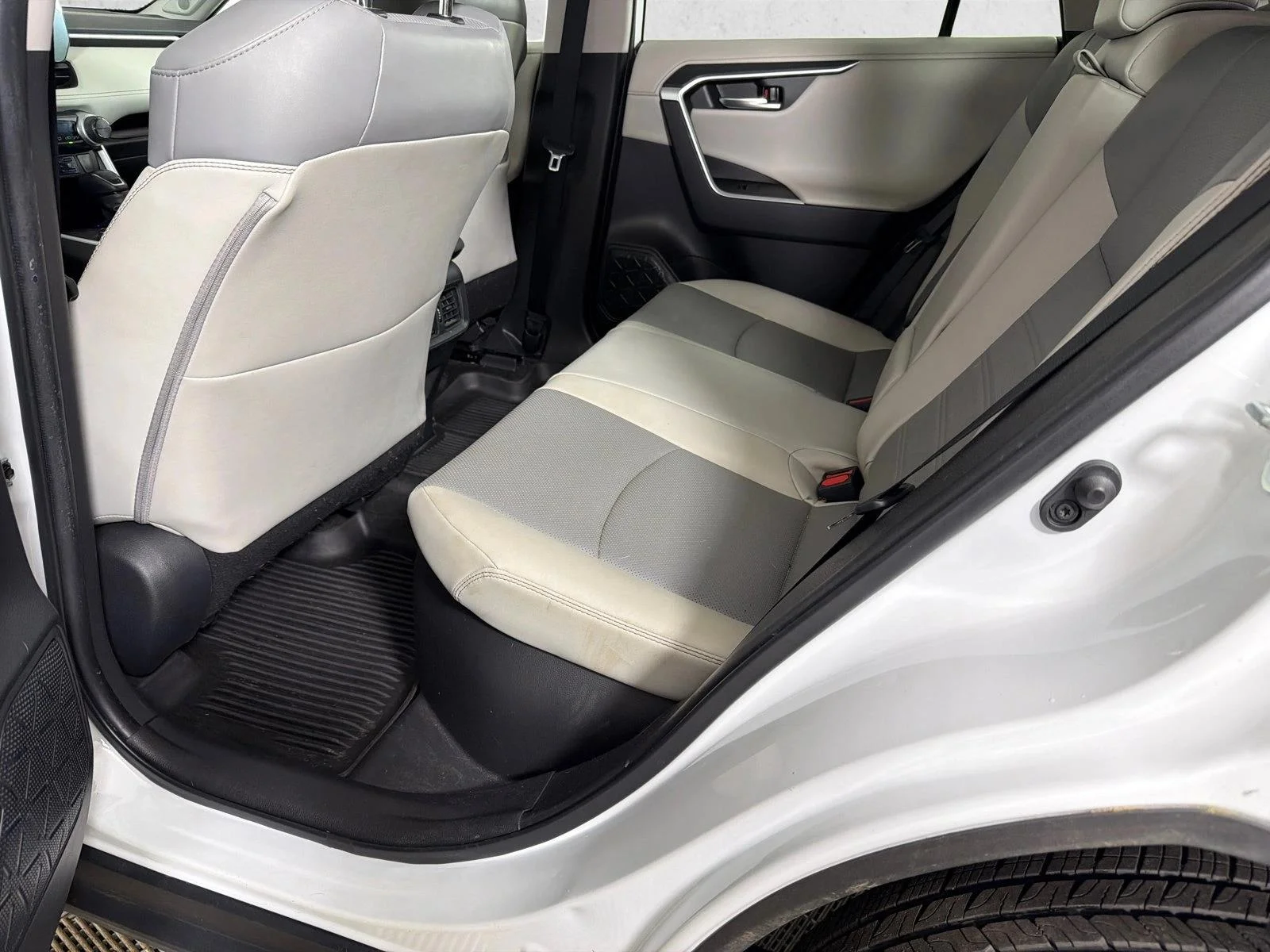 Used 2023 Gray Toyota Hybrid Limited image 22