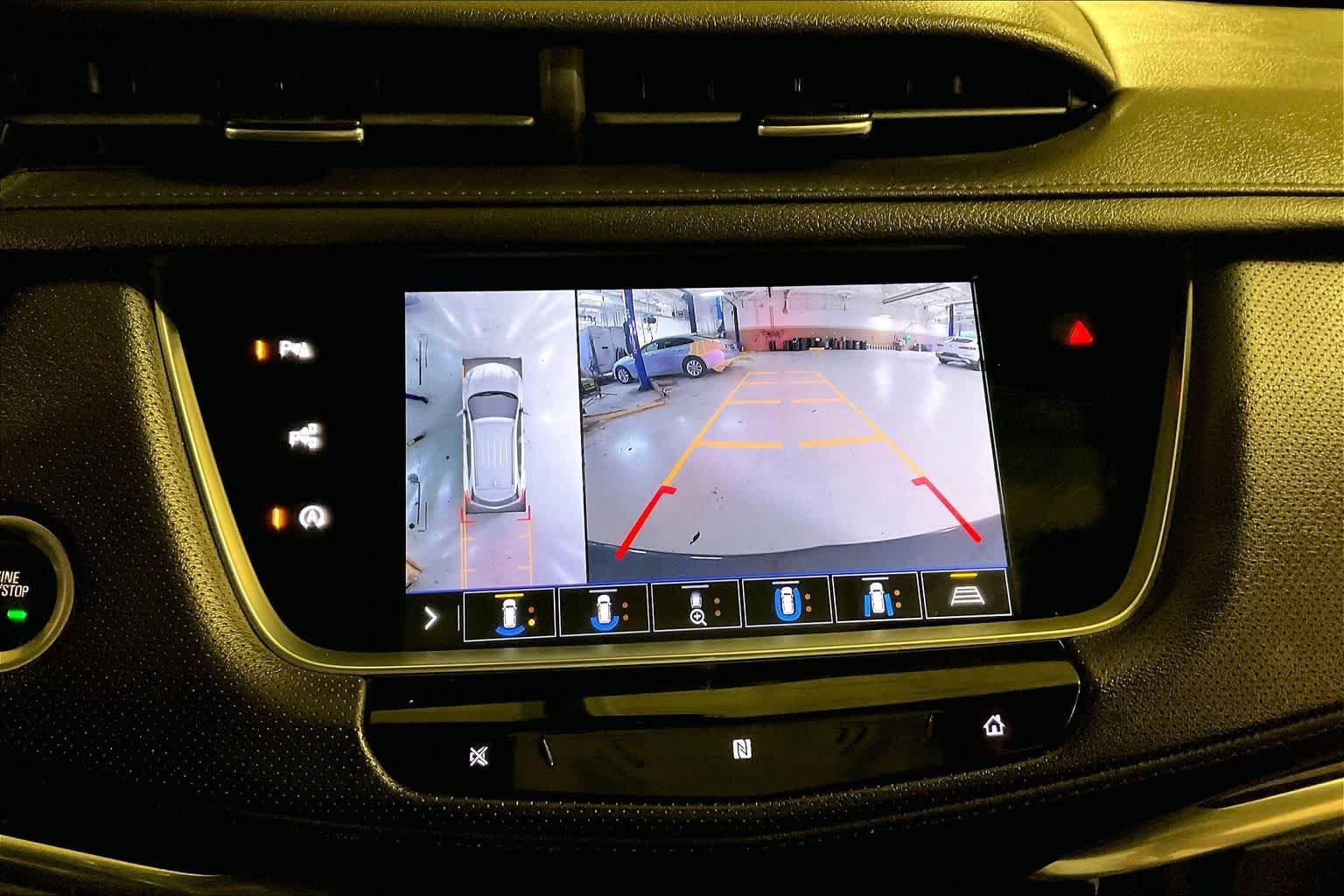 Used 2020 Satin Steel Metallic Cadillac Premium Luxury FWD image 27