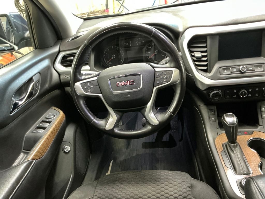 Used 2018 Blue GMC SLE-2 image 16