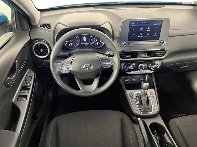 Used 2022 Green Hyundai SEL image 28