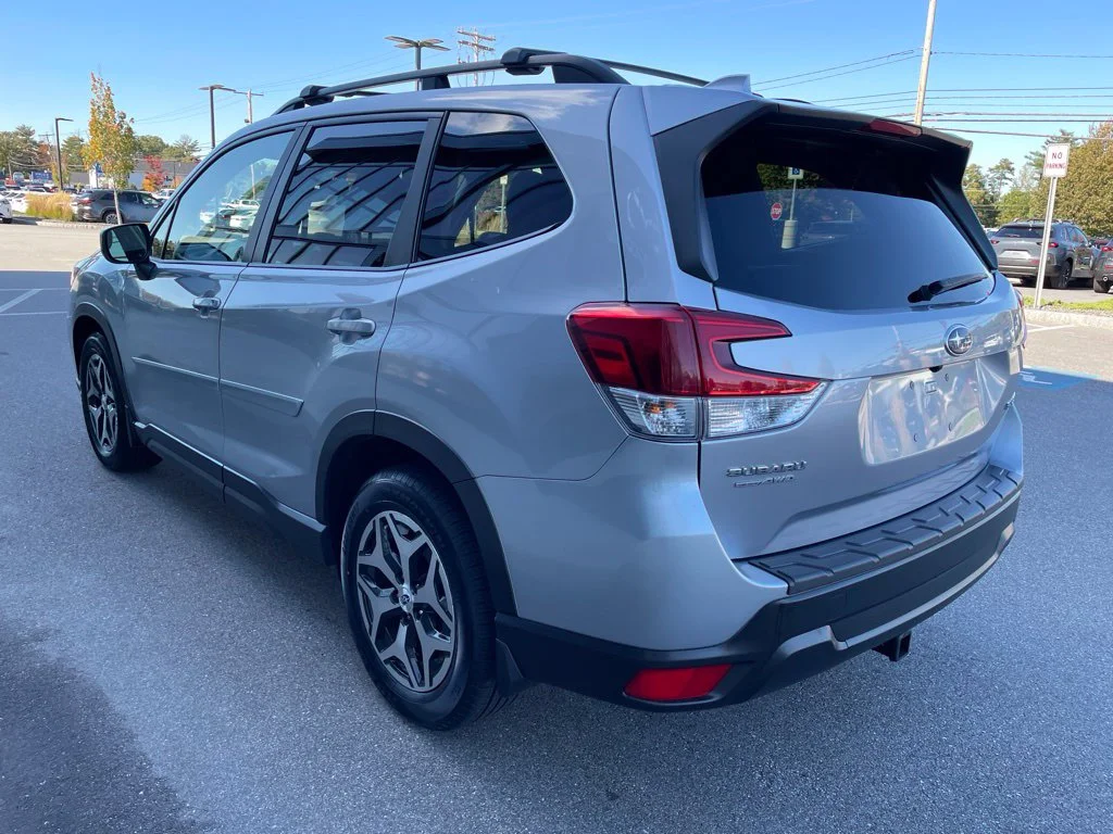 Used 2019 Silver Subaru Premium image 8