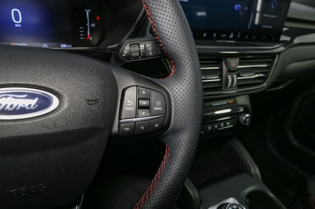 Used 2023 Gray Ford ST-Line image 33