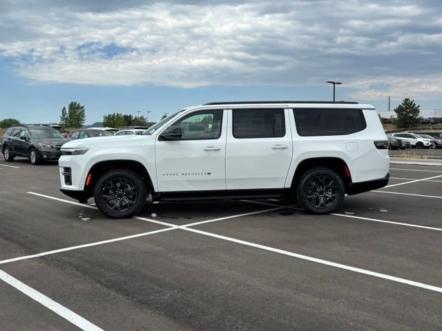 New 2026 Bright White Clear-Coat Exterior Paint Jeep Limited Altitude image 3