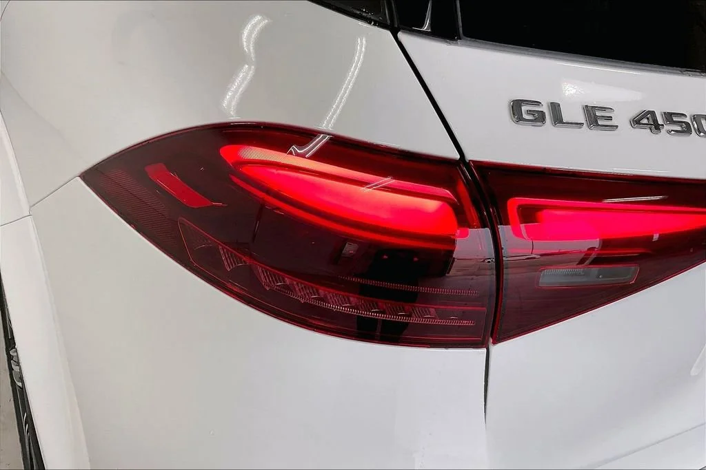 New 2026 Polar White Mercedes-Benz GLE 450 image 26