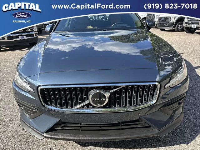 Used 2024 Blue Volvo Ultimate image 10