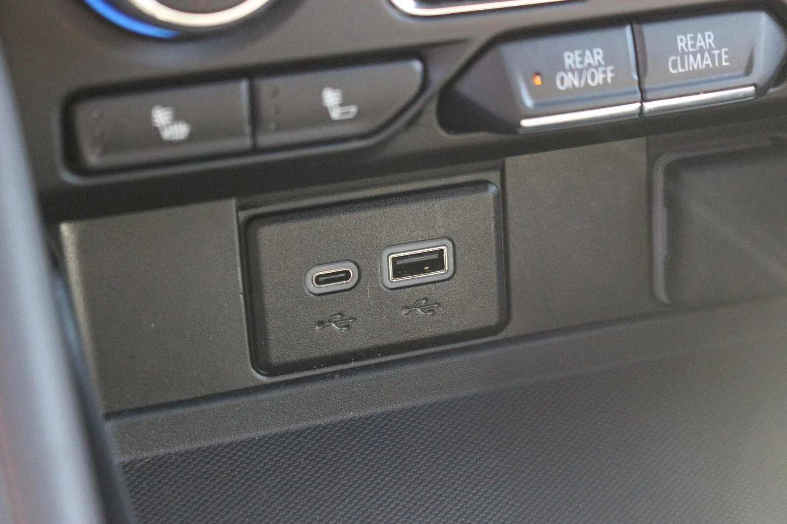 Used 2024 Black Chevrolet Z71 image 30