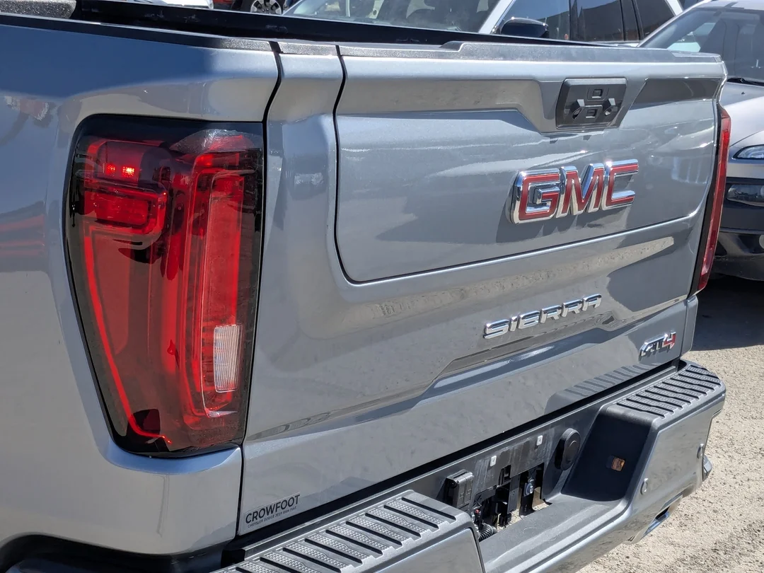 Certified Used 2025 Grey GMC AT4 - - 4WD - 2Lift - X31 Pkg - AT4 Premium Pkg & More! image 9