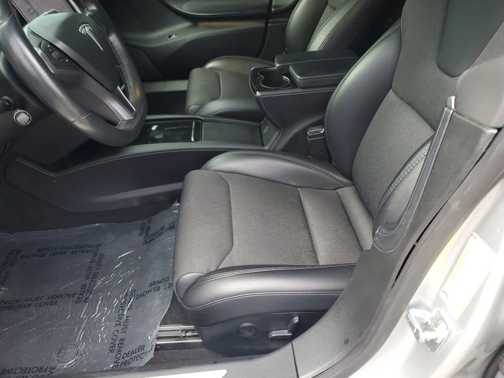 Used 2018 Gray Tesla  image 23