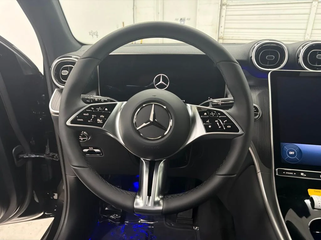 New 2027 Black Mercedes-Benz GLC 300 image 15