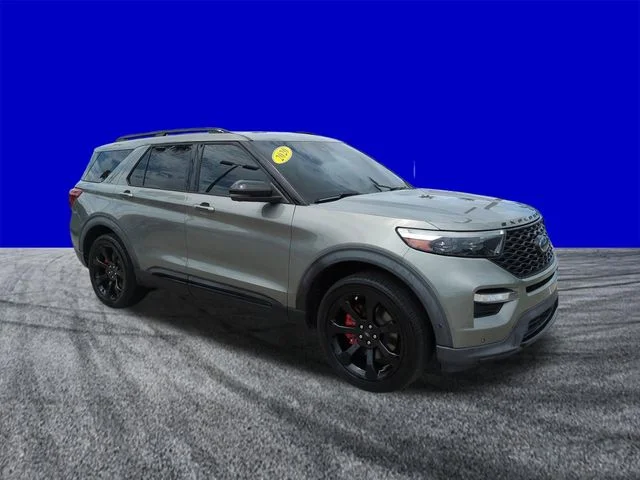 Used 2020 Silver Spruce Metallic Ford ST image 2