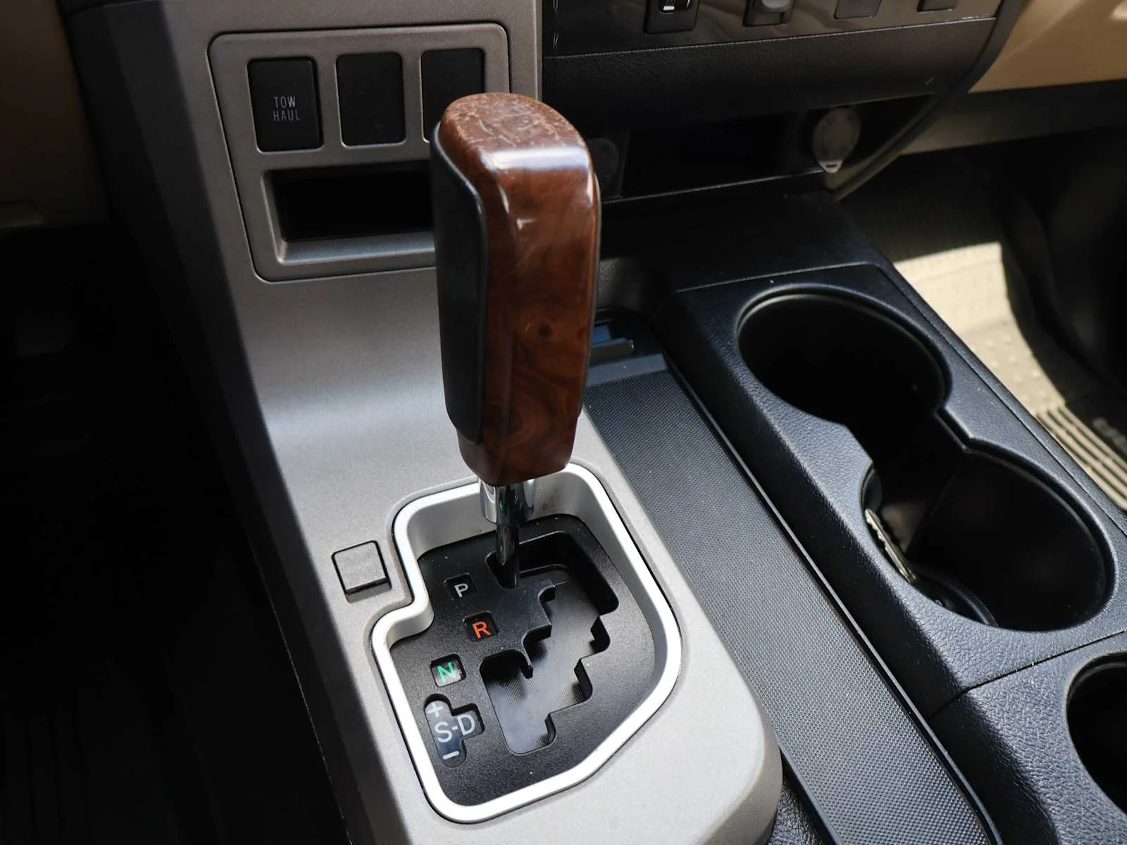 Used 2013 Super White Toyota LTD image 25