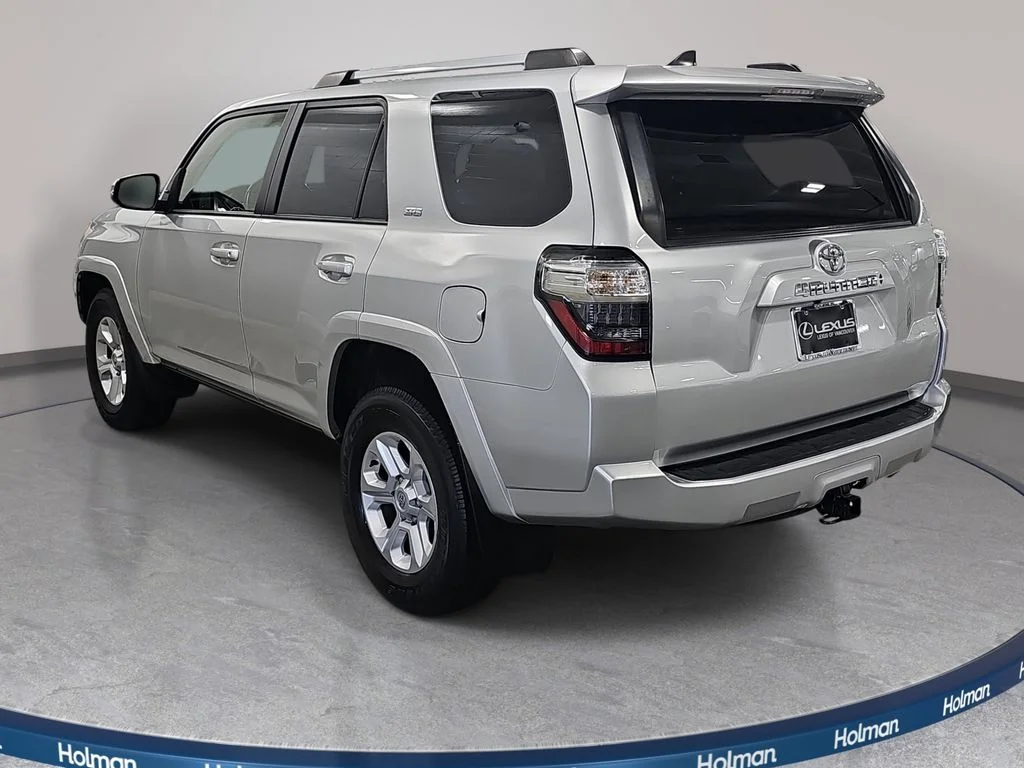 Used 2023 Silver Toyota SR5 Premium image 8