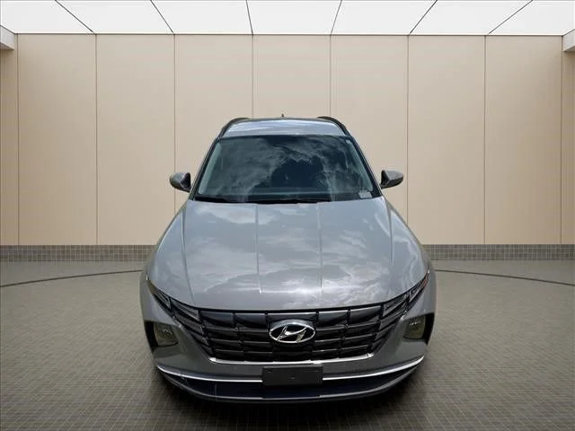 Used 2024 Gray Hyundai SEL image 7