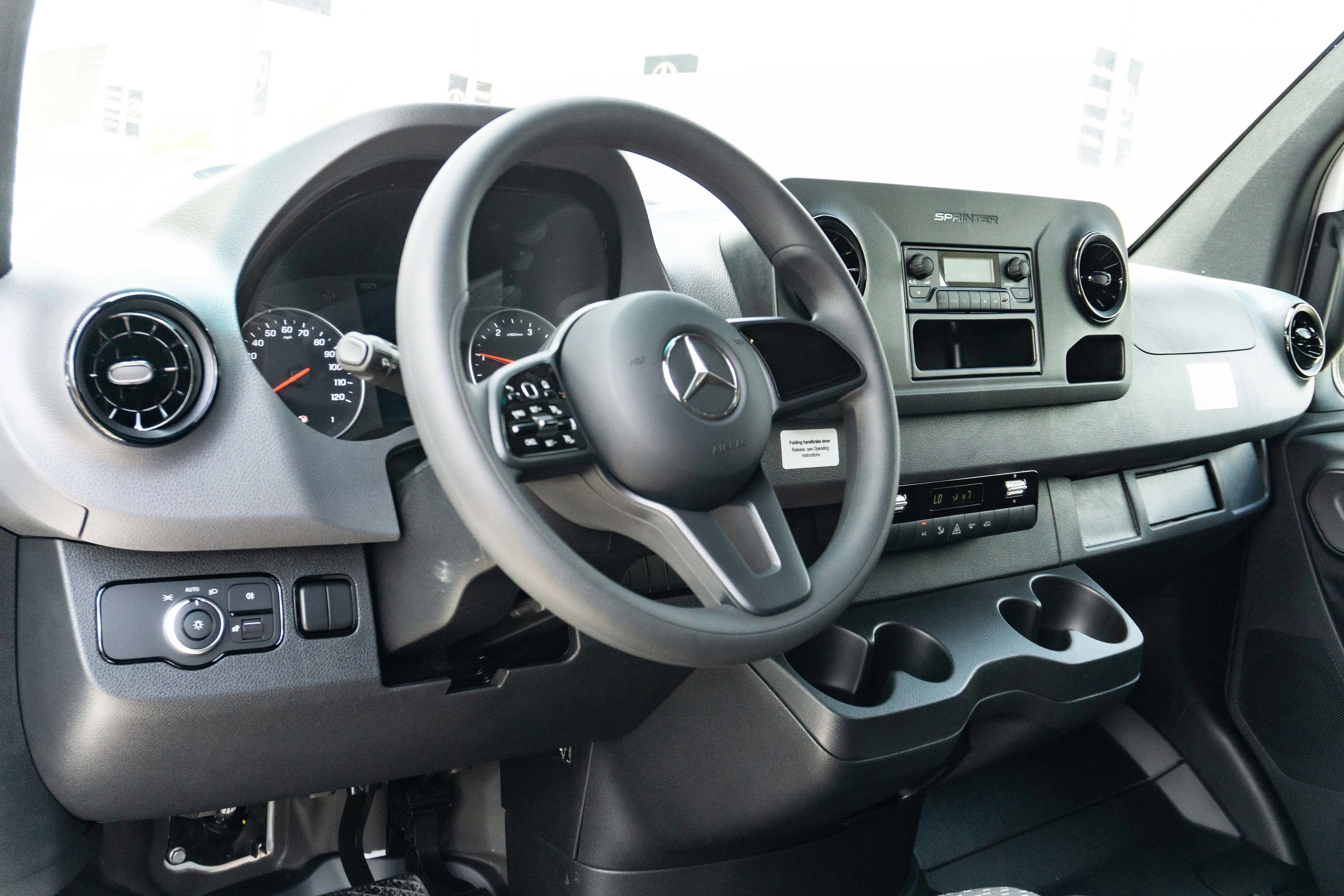 New 2024 Arctic White Mercedes-Benz Cargo 144 WB image 7