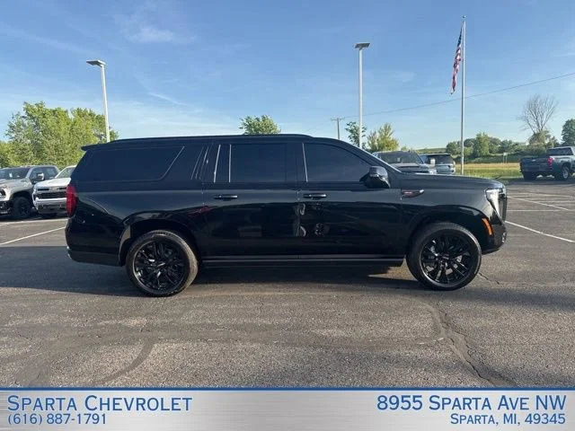 Used 2026 Onyx Black GMC AT4 Ultimate image 2