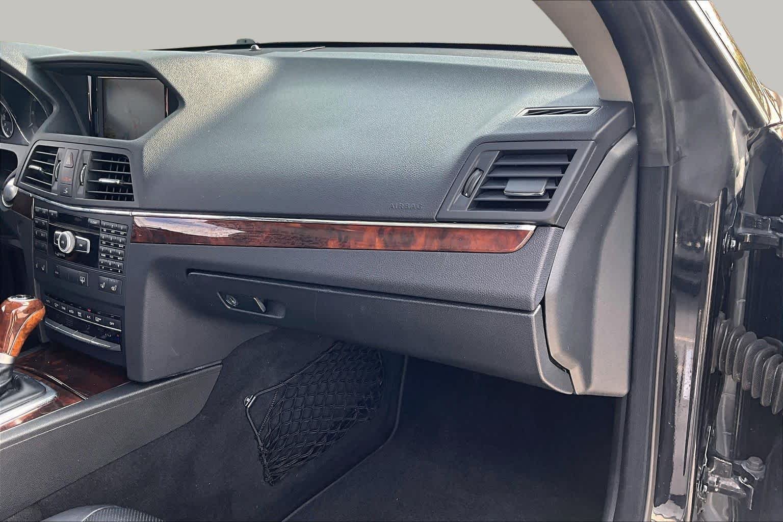 Used 2012 Black Mercedes-Benz E 550 image 19