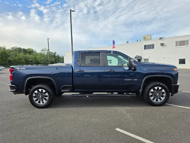 Used 2021 Blue Chevrolet Custom image 8