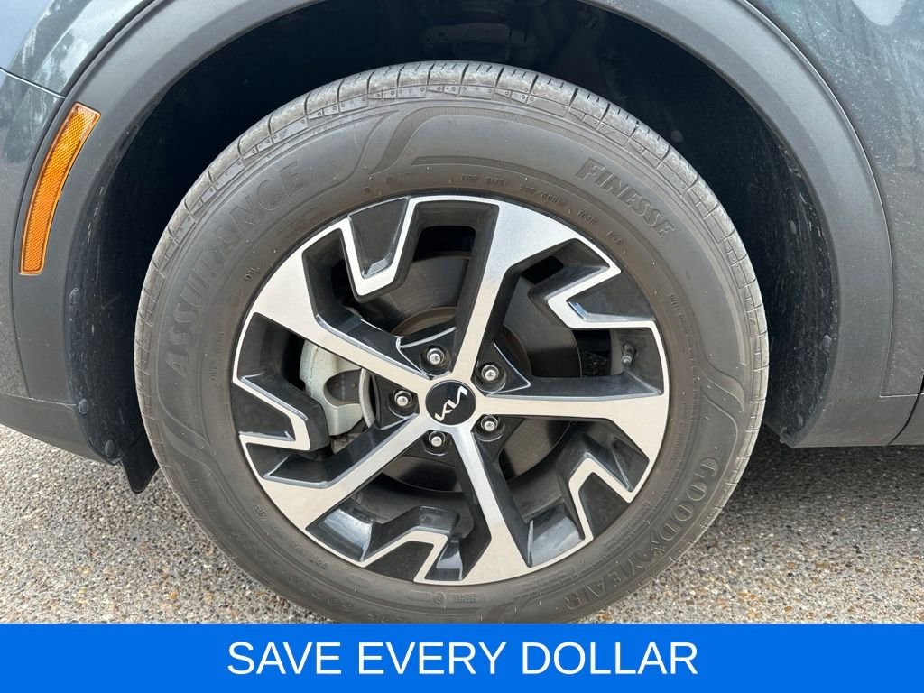 Used 2025 Gray Kia EX image 19