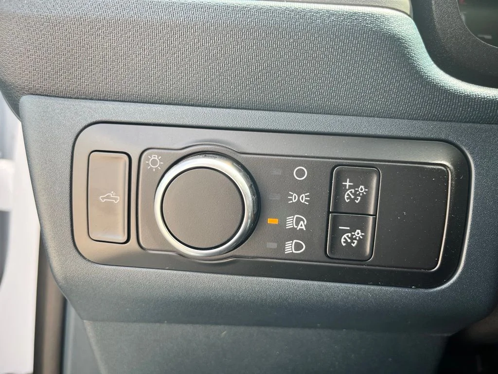 New 2026 White Ford Tremor image 18