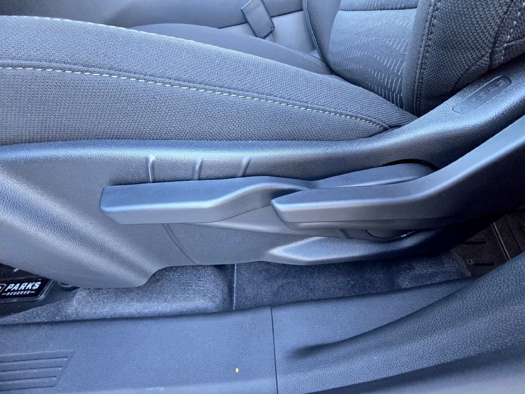 2027 Chevrolet Equinox LT - Photo 16