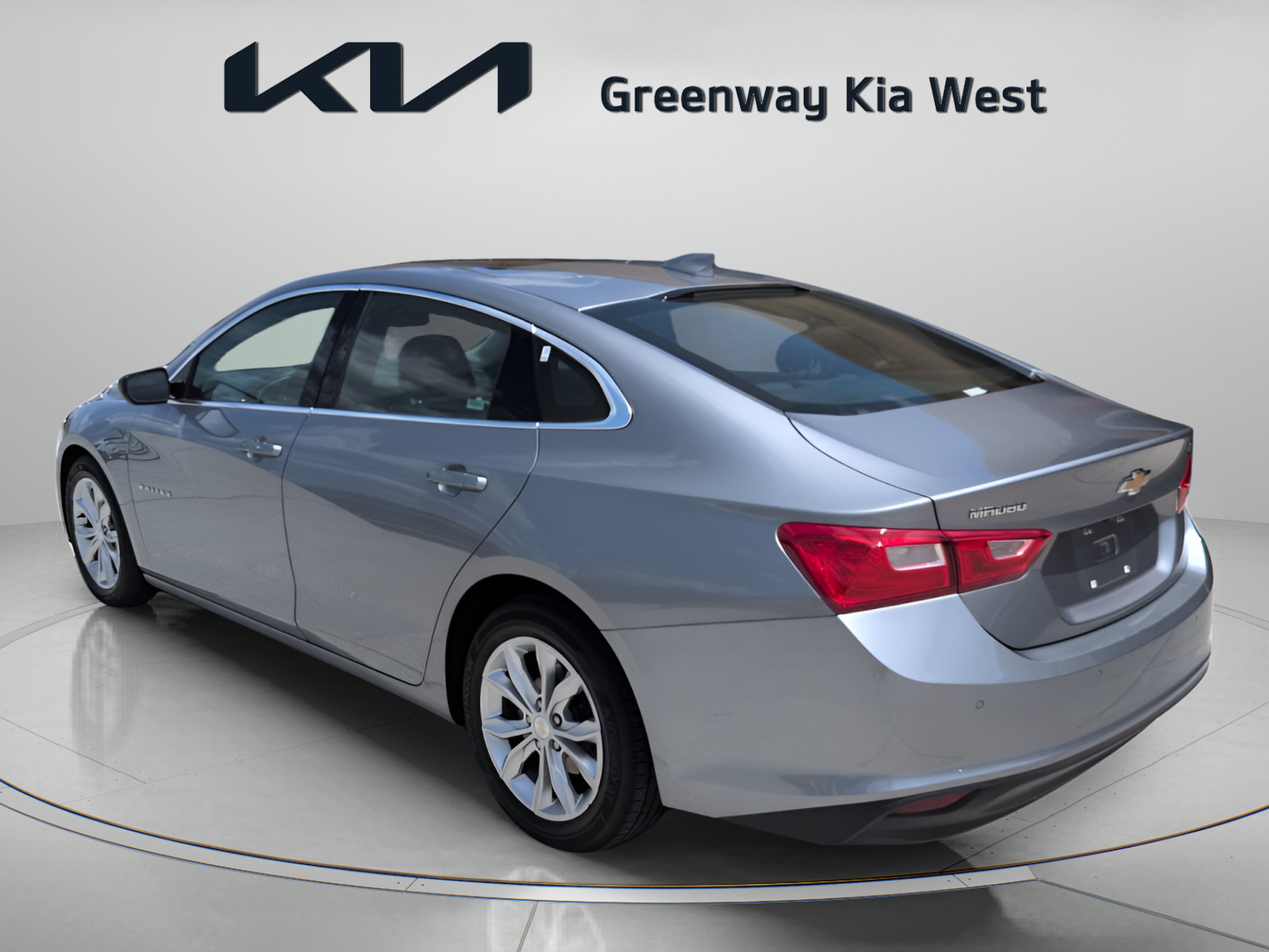 Used 2024 Sterling Gray Metallic Chevrolet LT image 6