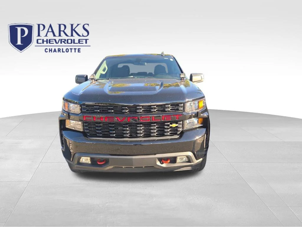 Used 2021 BLACK Chevrolet Custom image 1