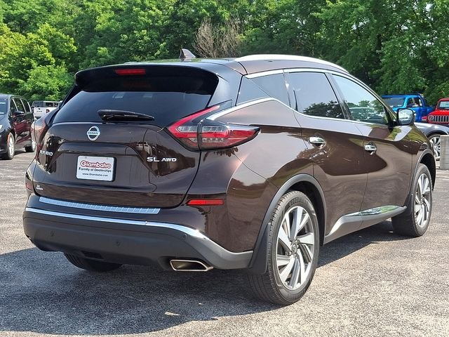 Used 2019 Brown Nissan SL image 10