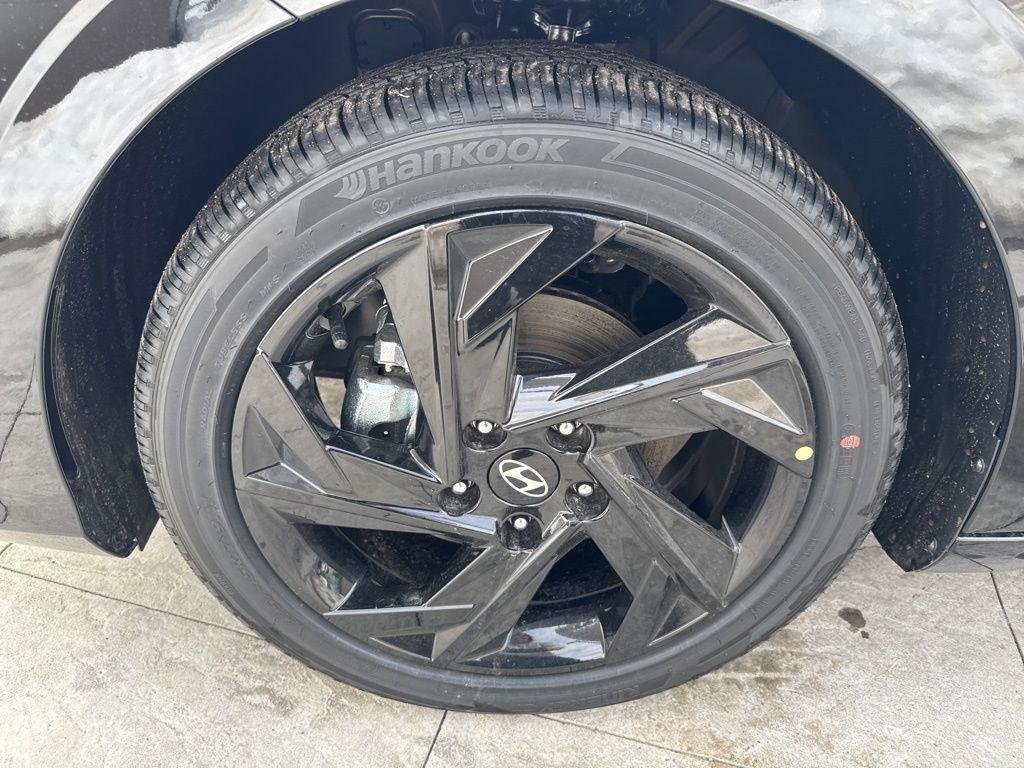 New 2026 Black Hyundai SEL Sport Premium image 13