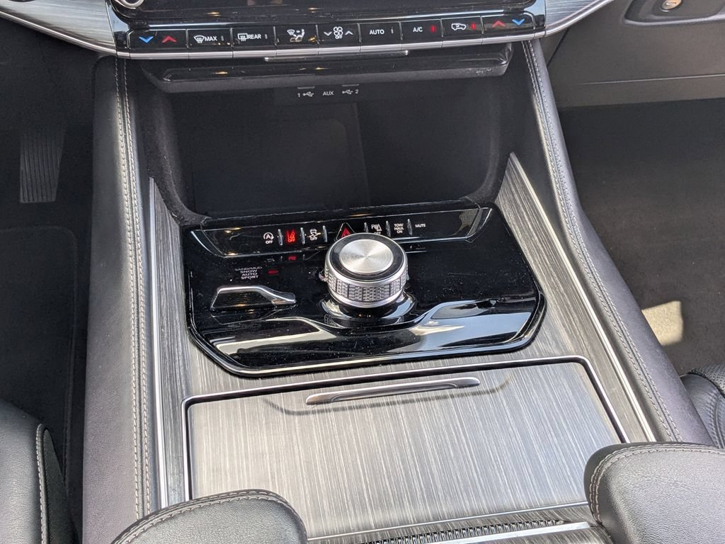 Used 2024 White Jeep Series II image 19