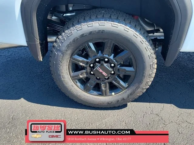 2026 GMC Sierra 3500HD AT4 - Photo 5