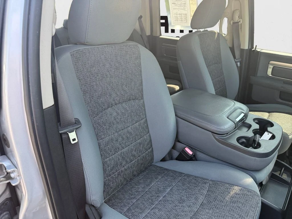 Used 2019 Silver Ram Big Horn image 25