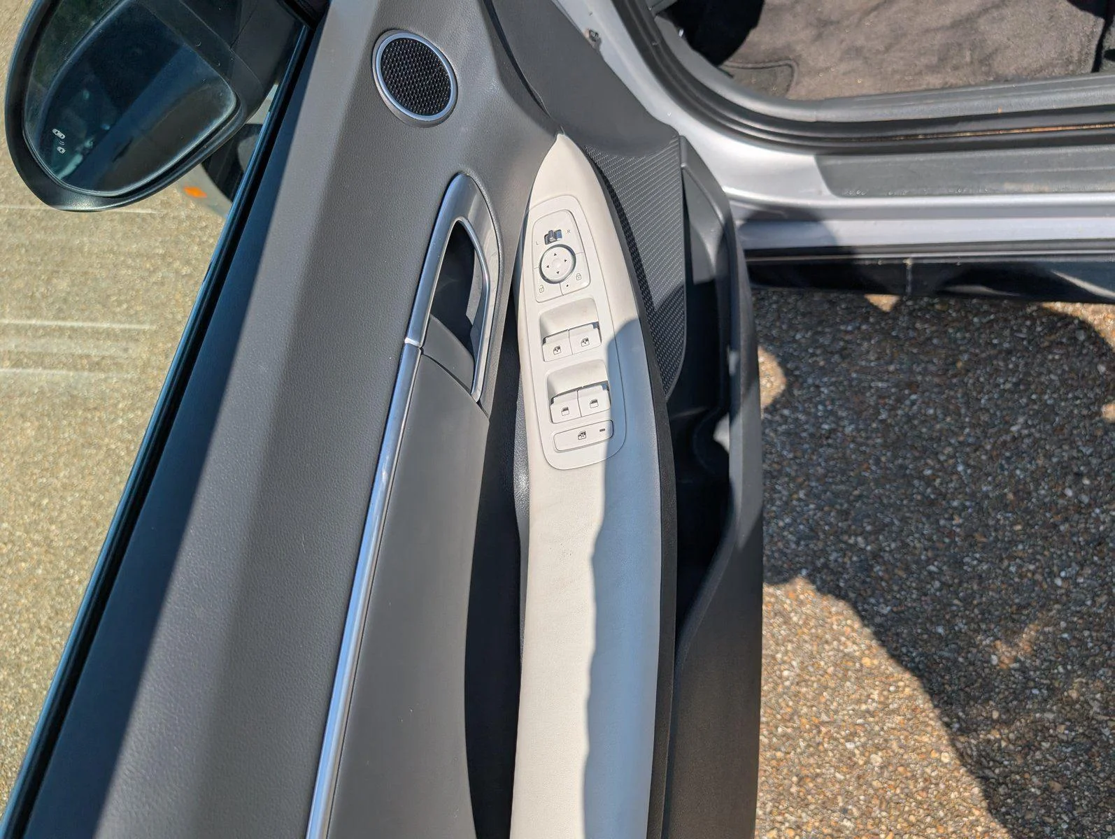 Used 2023 Curated Silver Hyundai SEL image 13