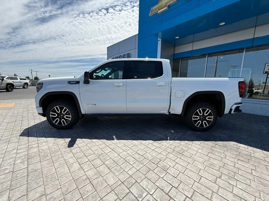 New 2026 Summit White GMC AT4 image 7