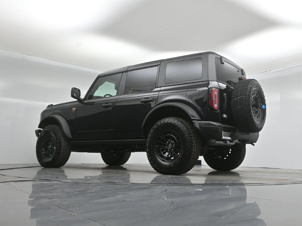 New 2026 Shadow Black Ford Badlands image 47