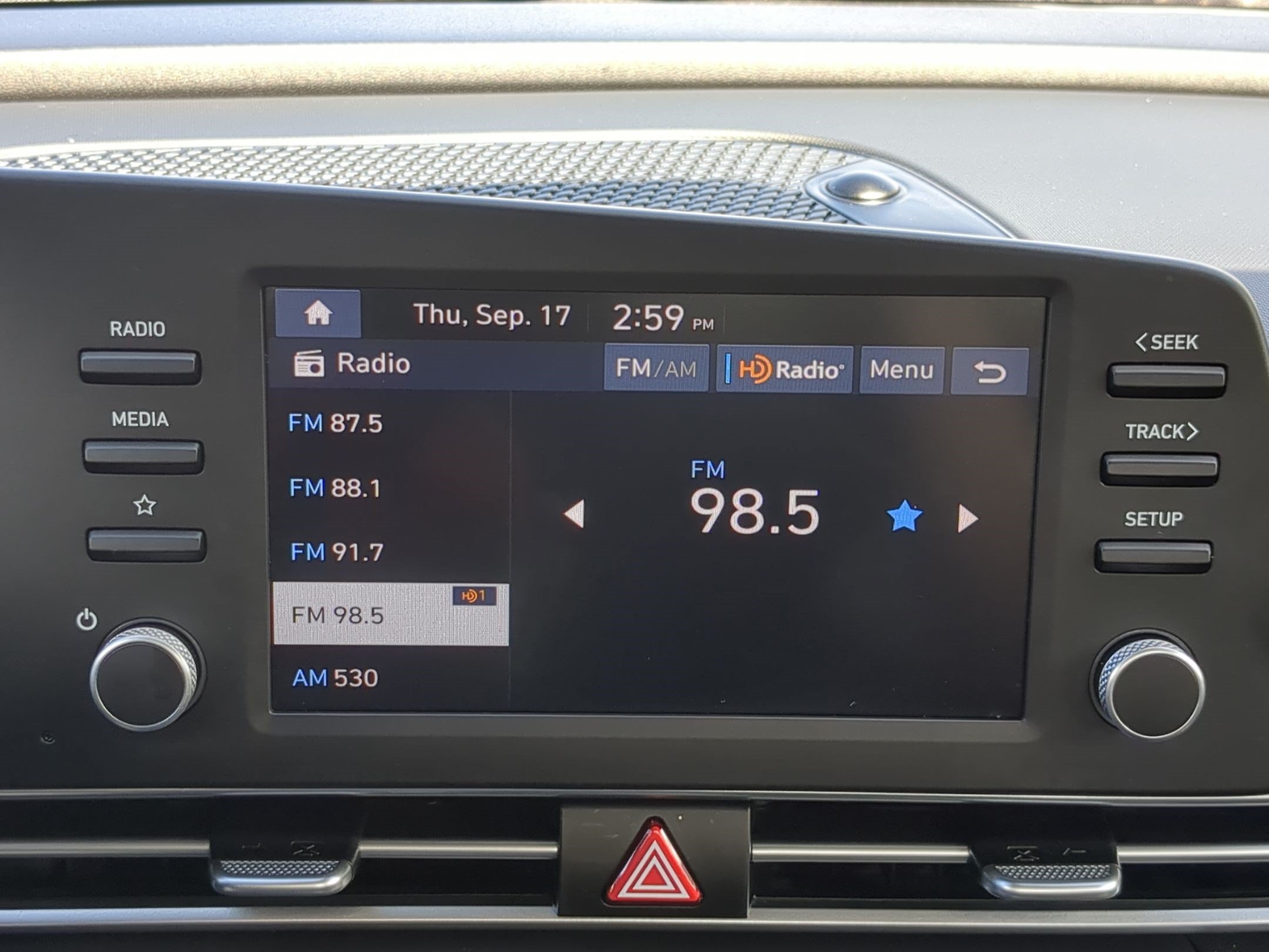 2024 Hyundai Elantra SE - Photo 21