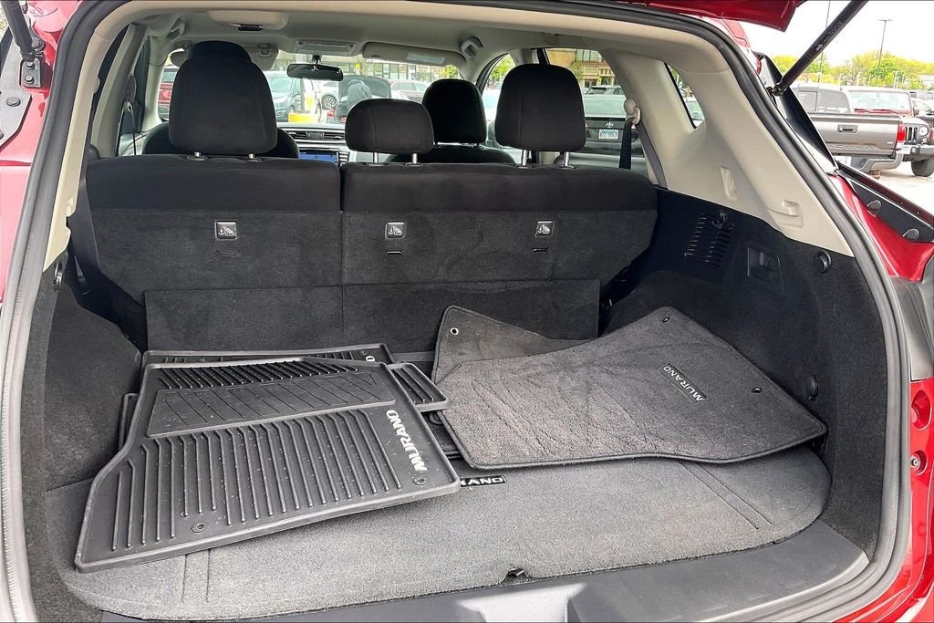 Used 2017 Red Nissan SV image 30
