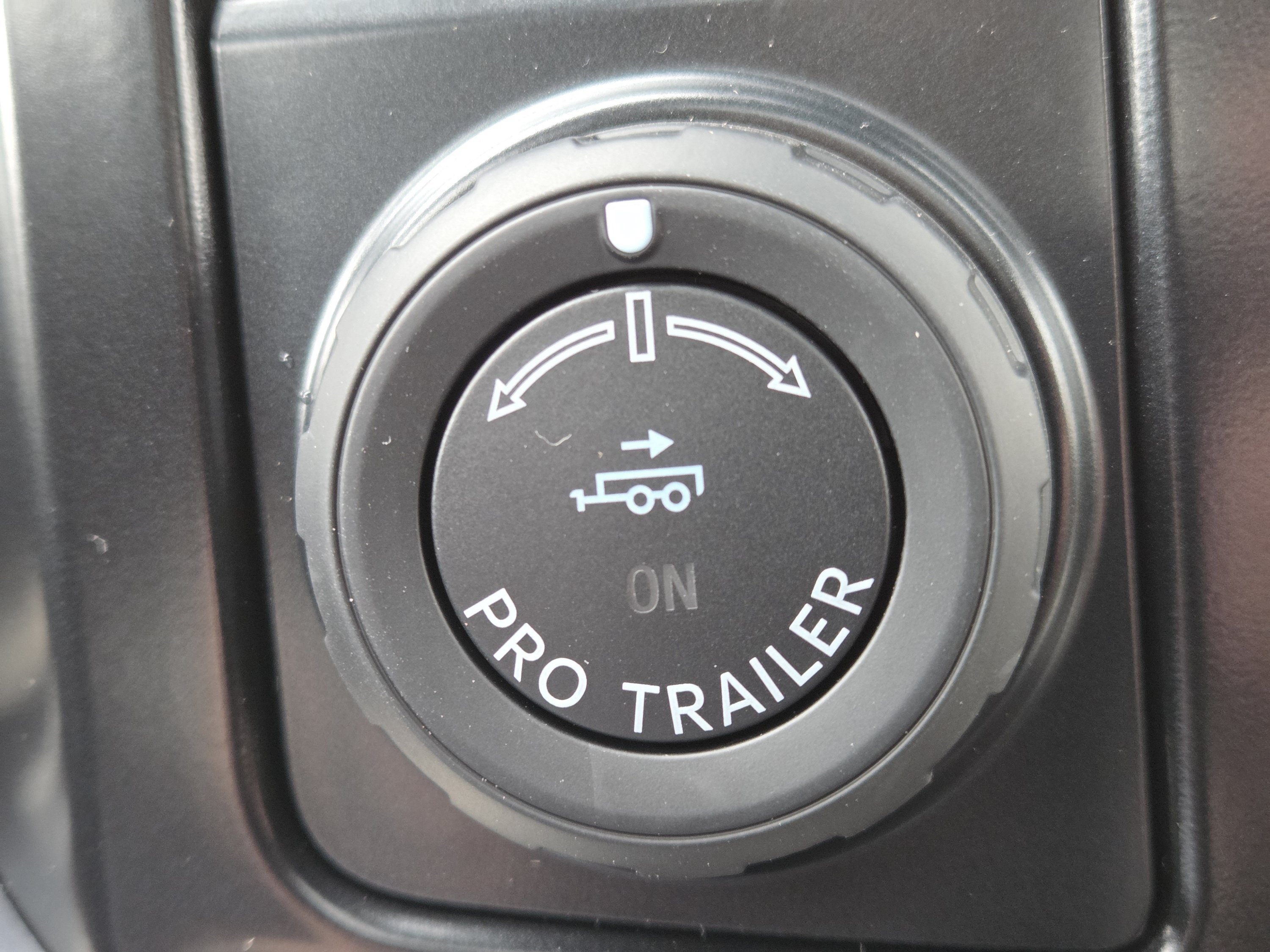 New 2026 Agate Black Metallic Ford Platinum image 19