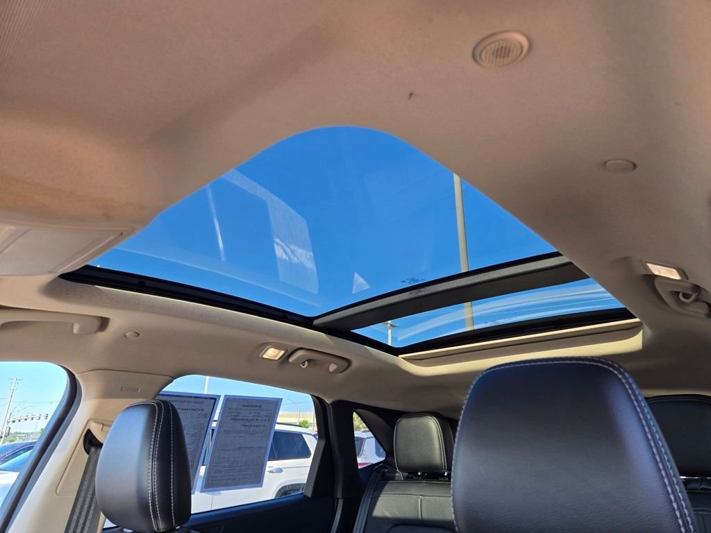 Used 2020 Black Ford Titanium image 25