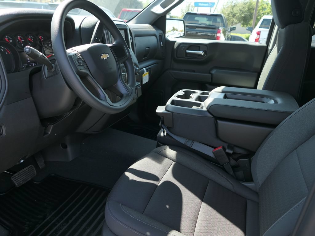 2026 Chevrolet Silverado 1500 Custom - Photo 13