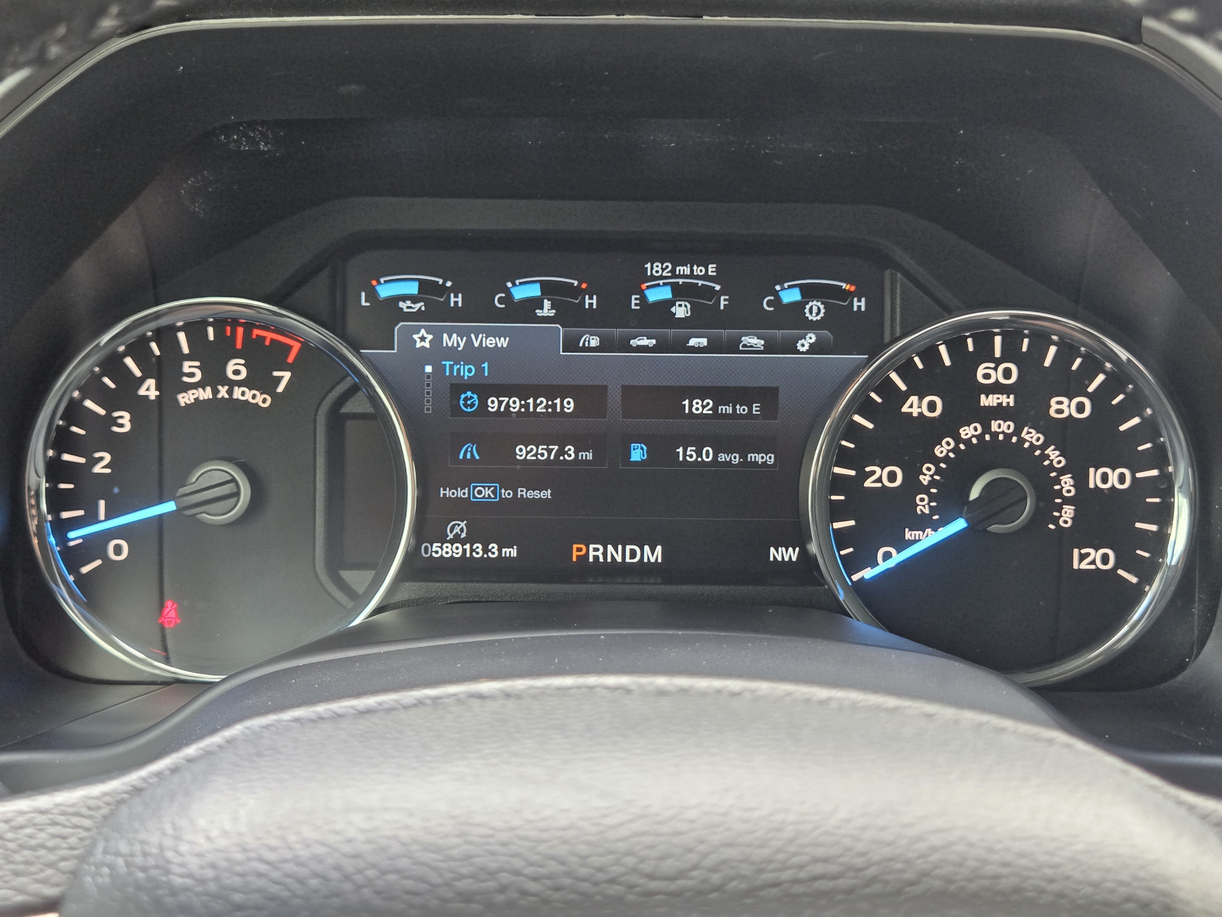 Used 2019 Magma Red Metallic Ford LARIAT image 18