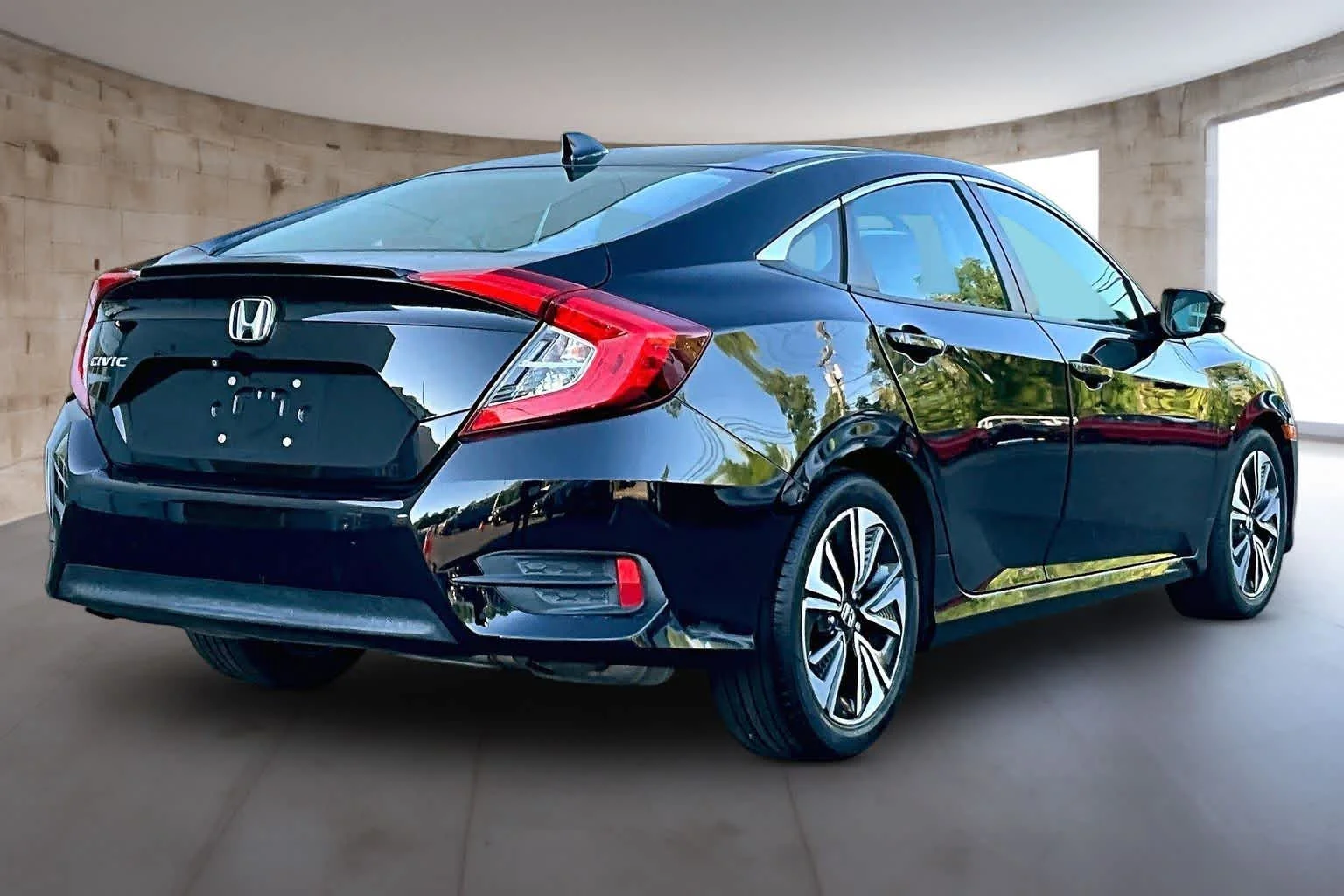 Used 2016 Crystal Black Pearl Honda EX-L image 5