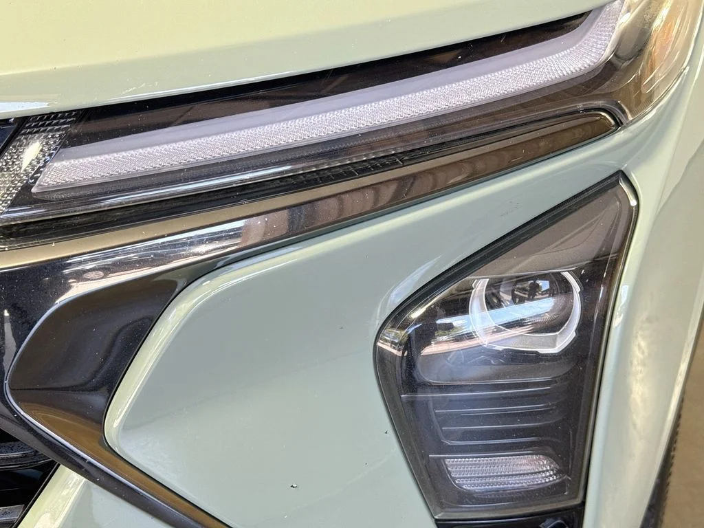 Used 2024 Green Chevrolet 2RS image 37