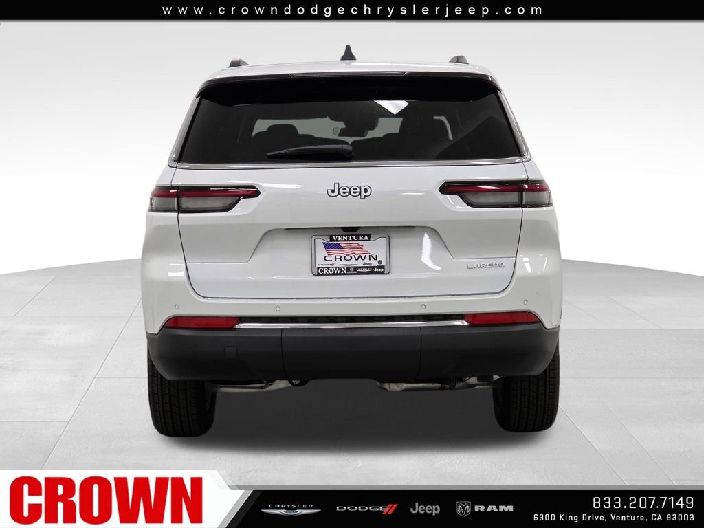 New 2026 Bright White Clear-Coat Exterior Paint Jeep Laredo image 6
