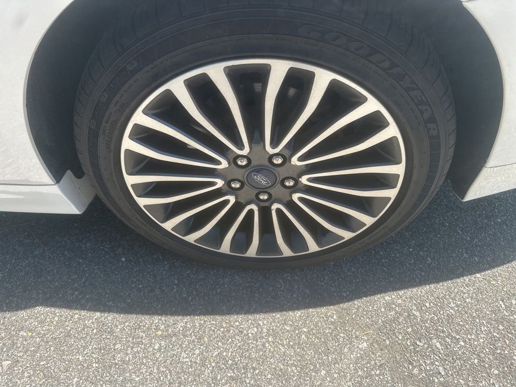 Used 2017 White Ford SE image 16